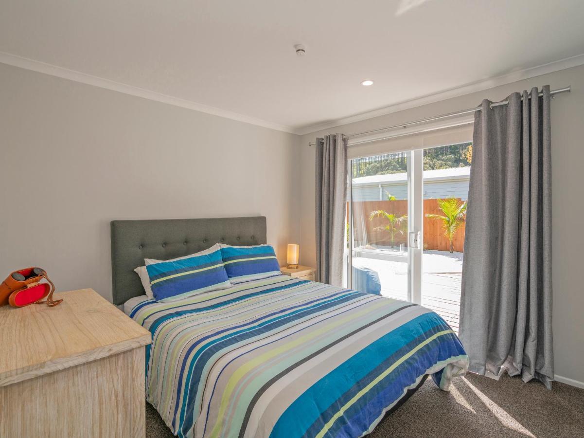 Modern Beach Pad - Whitianga Holiday Home Extérieur photo