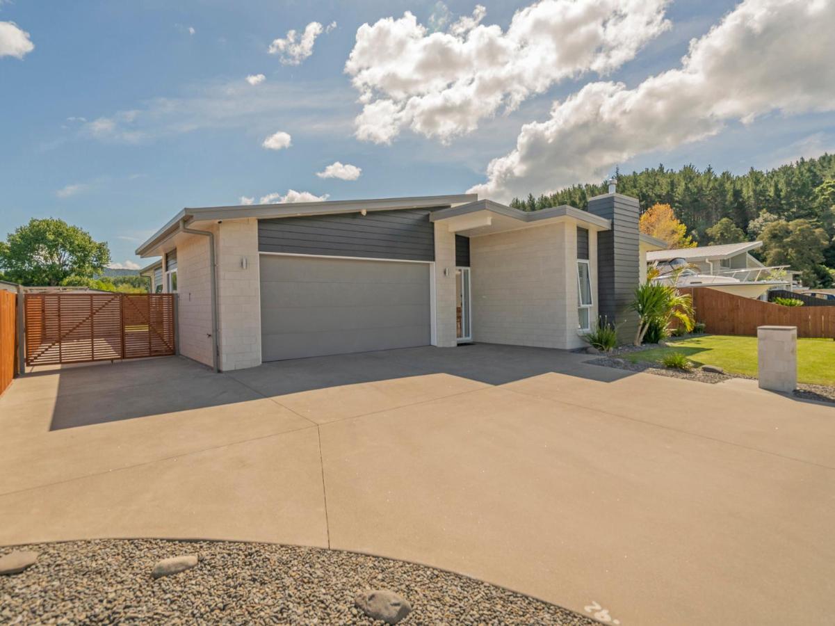 Modern Beach Pad - Whitianga Holiday Home Extérieur photo